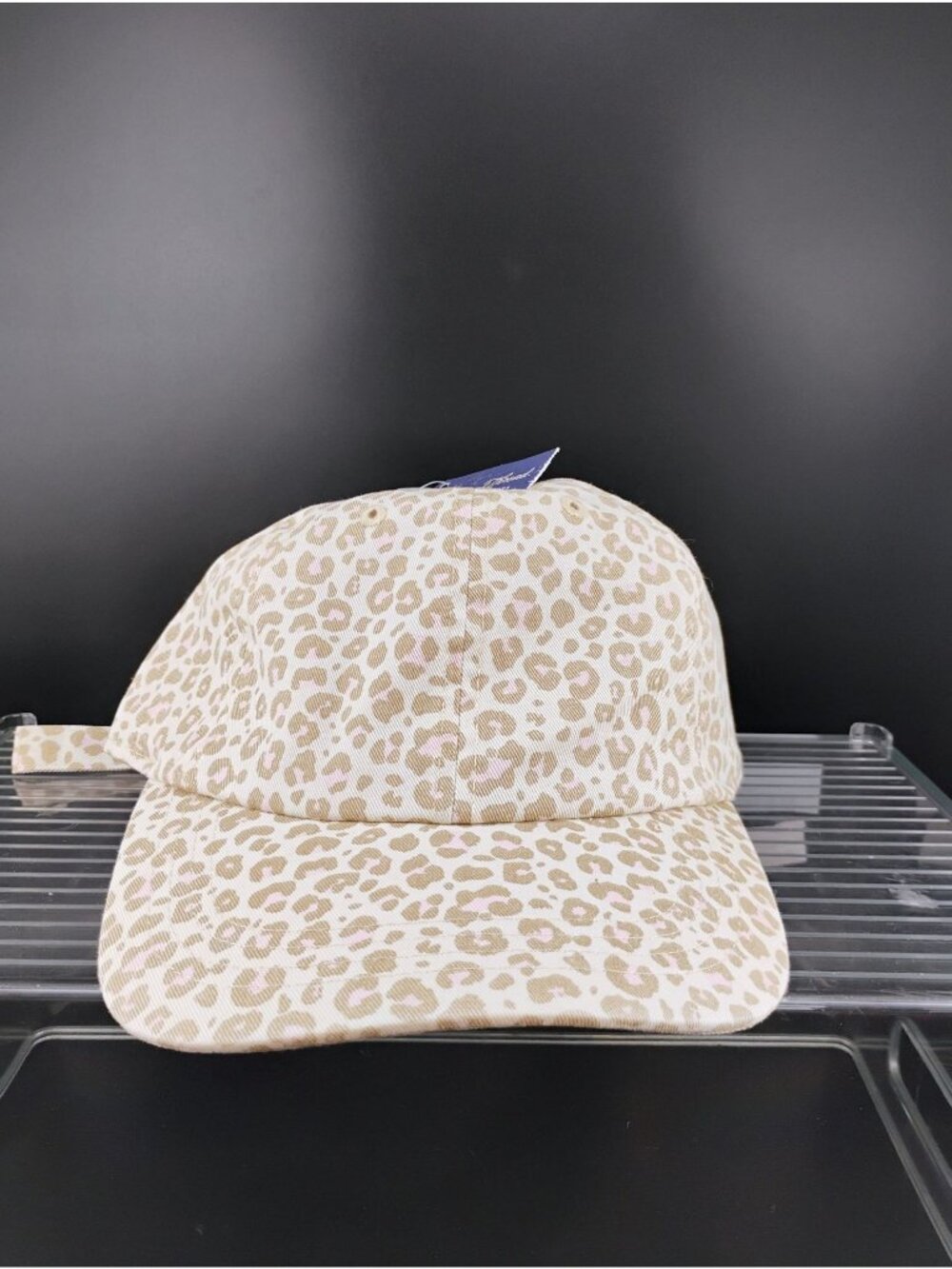 Leopard-Print Women’s Adjustable Baseball Cap With Gold Buckle